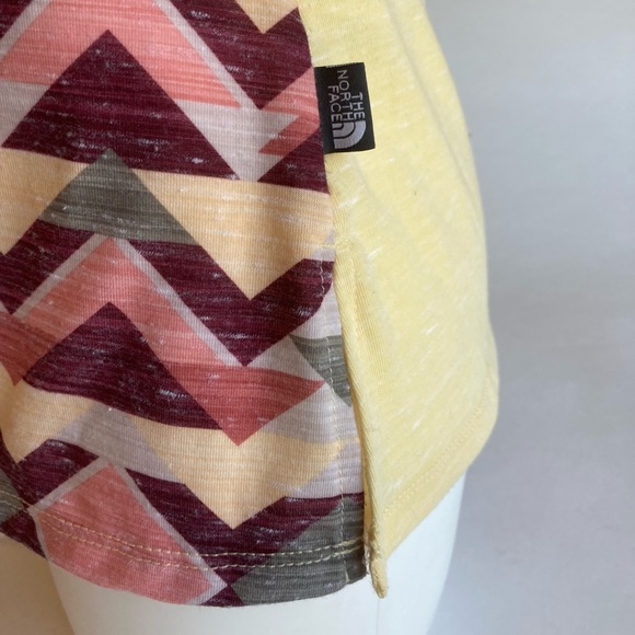New The North Face Yellow Orange Green Polyester Sleeve Less Top size S - Picture 13 of 13